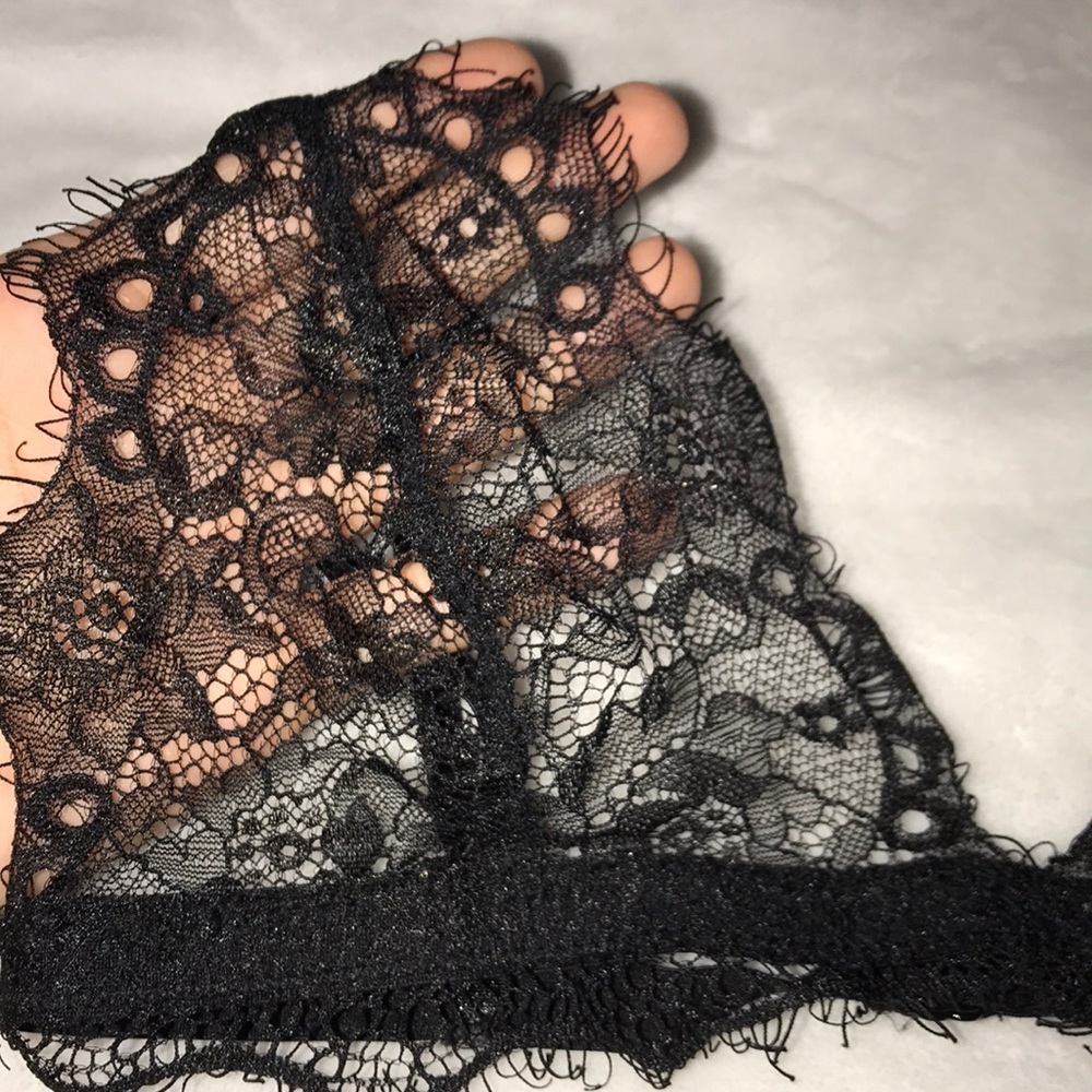 black bralette - Picture 2 of 5